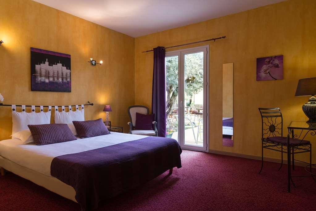 The Originals City, Hotel Le Village Provencal, Aix-En-Provence Nord Pertuis Habitación foto